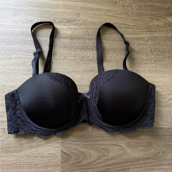 Victoria's Secret Black Dream Angels Multiway- Strapless Convertible Bra - Picture 2 of 4